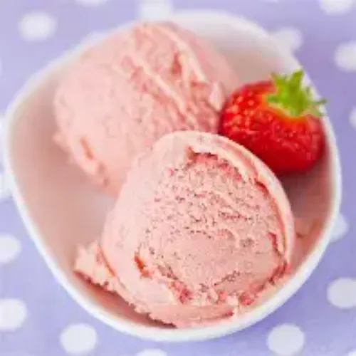 Strawberry Ice Cream (2 Scoops)